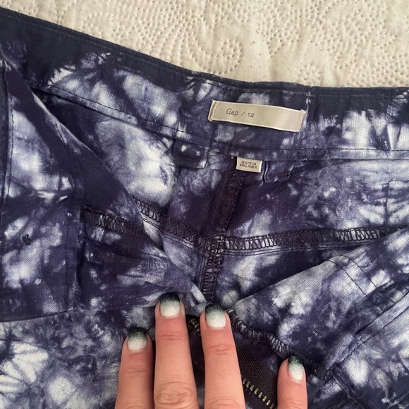 The Gap Tie dye shorts - Picture 2 of 2